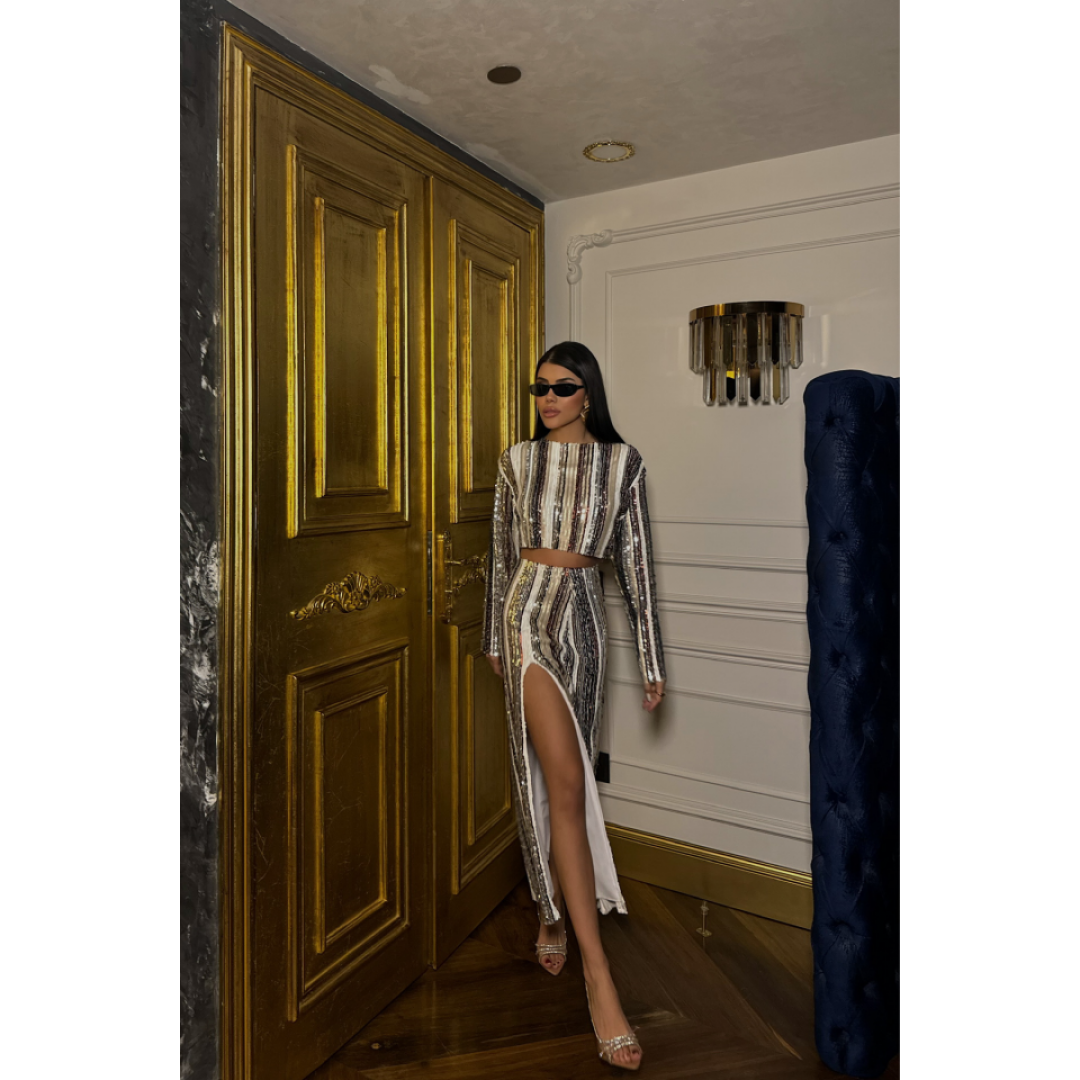 ŞERİT PAYET CROP BLUZ - YIRTMAÇLI ETEK TAKIM - Siyah - 151193 ŞERİT PAYET CROP BLUZ - YIRTMAÇLI ETEK TAKIM - Siyah - 151193