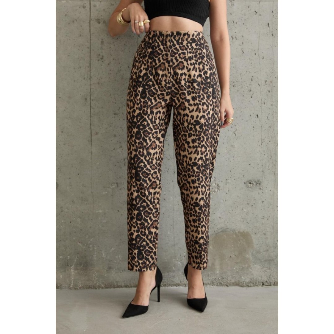 Leopar Desenli Kumaş Pantolon 153845 Leopar Desenli Kumaş Pantolon 153845