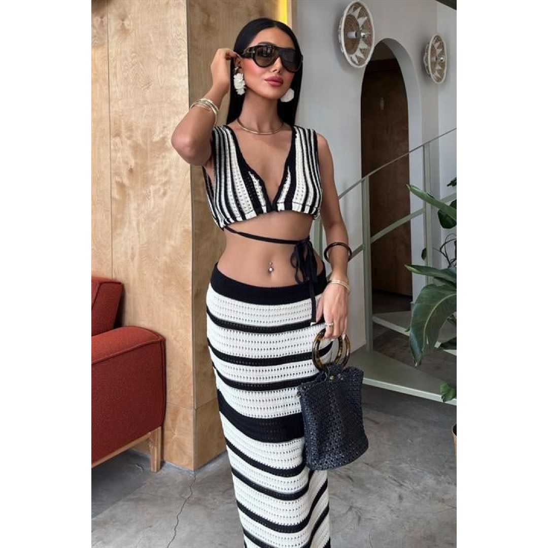 Çizgili Bikini Üst Ve Etek Triko Takım 10110 - 159256 Çizgili Bikini Üst Ve Etek Triko Takım 10110 - 159256