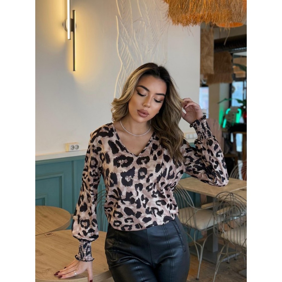 Kadın Uzun Kollu V Yakalı Leopar Desenli Dalgıç Bluz - 137604 Kadın Uzun Kollu V Yakalı Leopar Desenli Dalgıç Bluz - 137604
