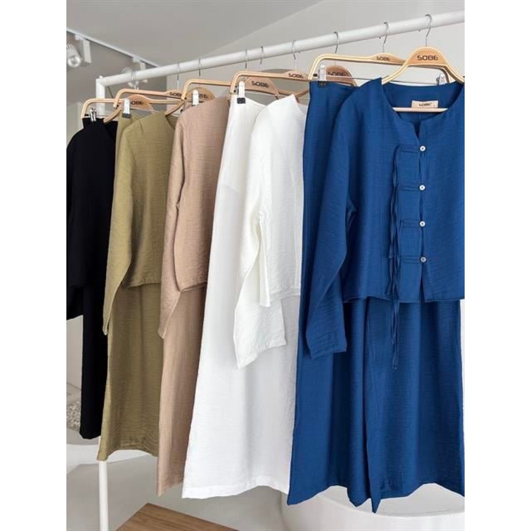 Önü İnce Kordon Detaylı Ve Double Paça Pantolonlu Takım 10180 159420 Önü İnce Kordon Detaylı Ve Double Paça Pantolonlu Takım 10180 159420