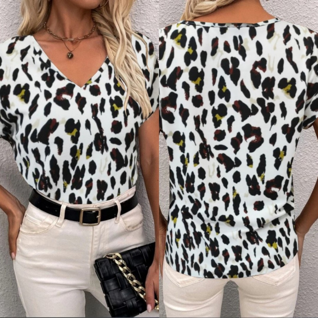 Kadın Kısa Kollu V Yaka Leopar Desen Krep Bluz - 108007 Kadın Kısa Kollu V Yaka Leopar Desen Krep Bluz - 108007