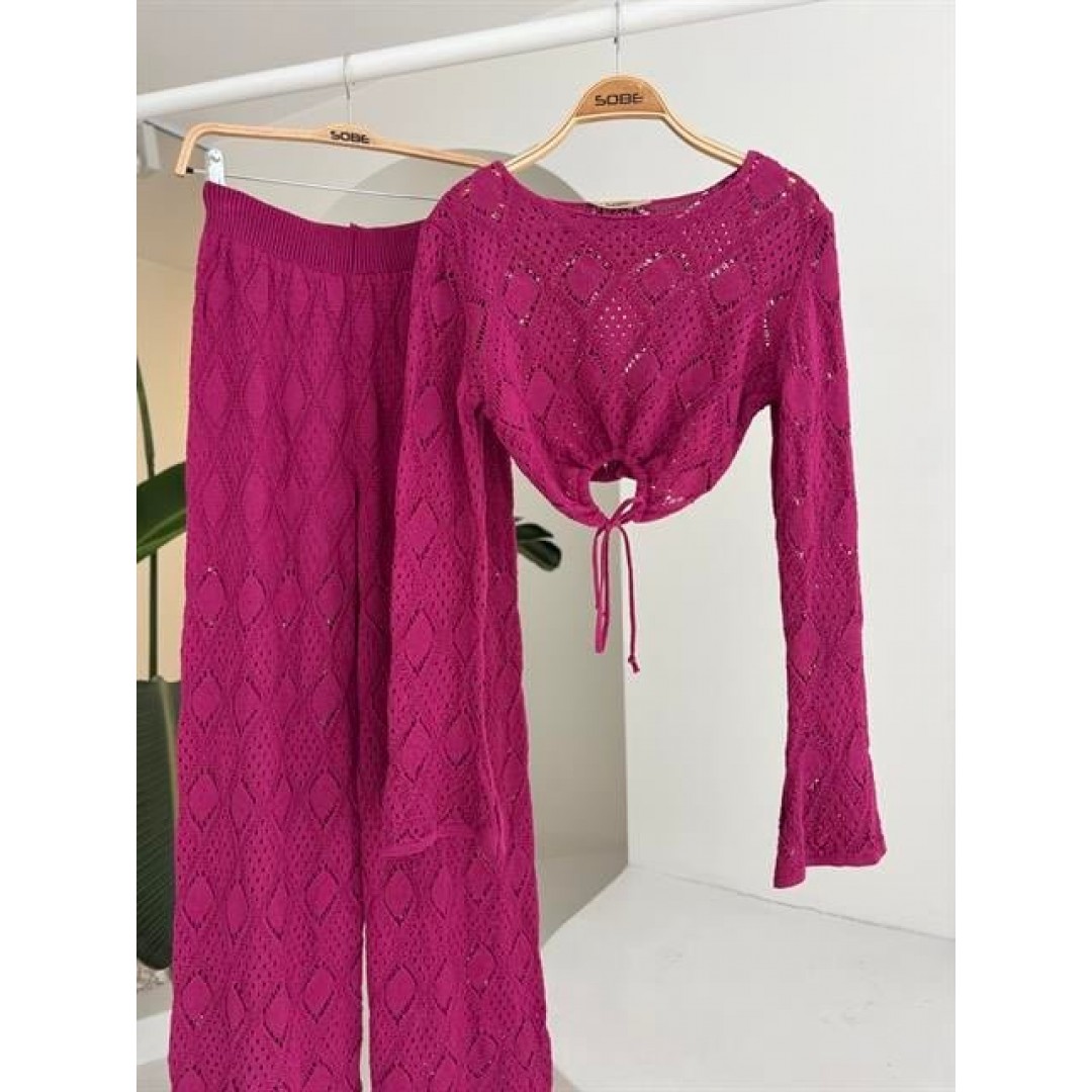 Göğüs Bağcık Detaylı Ajurlu Bluz Pantolon Takım 10098 161285 Göğüs Bağcık Detaylı Ajurlu Bluz Pantolon Takım 10098 161285