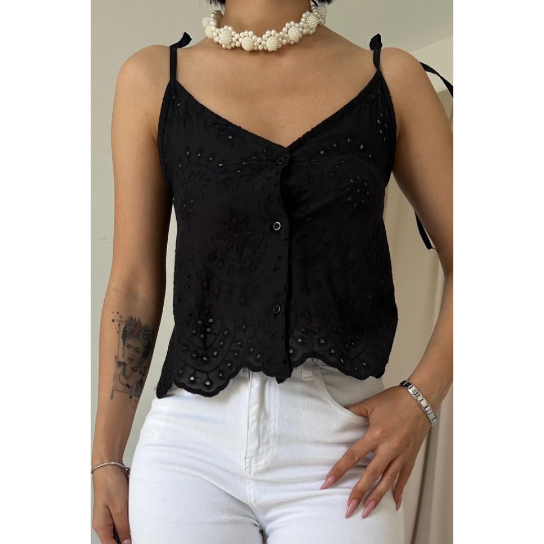 Siyah Bağcıklı Brode Bluz 153483 Siyah Bağcıklı Brode Bluz 153483