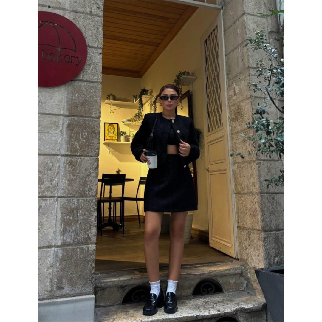 CHANEL CROP CEKET-KISA ETEK TAKIM - Siyah 150141 CHANEL CROP CEKET-KISA ETEK TAKIM - Siyah 150141