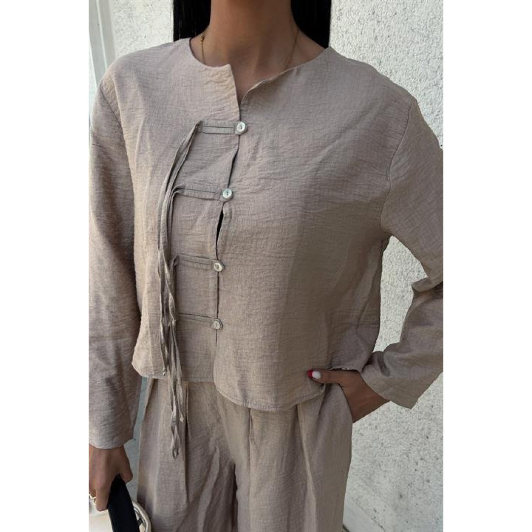 Önü İnce Kordon Detaylı Ve Double Paça Pantolonlu Takım 10180 159418 Önü İnce Kordon Detaylı Ve Double Paça Pantolonlu Takım 10180 159418