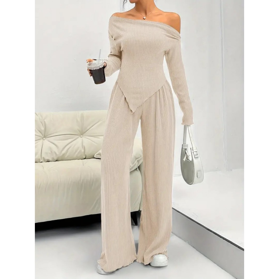Kadın Uzun Kollu Omuzlardan Açık Asimetrik Kesim Kaşkorse Bluz Ve Pantolon Ikili Pantolon 137637 Kadın Uzun Kollu Omuzlardan Açık Asimetrik Kesim Kaşkorse Bluz Ve Pantolon Ikili Pantolon 137637