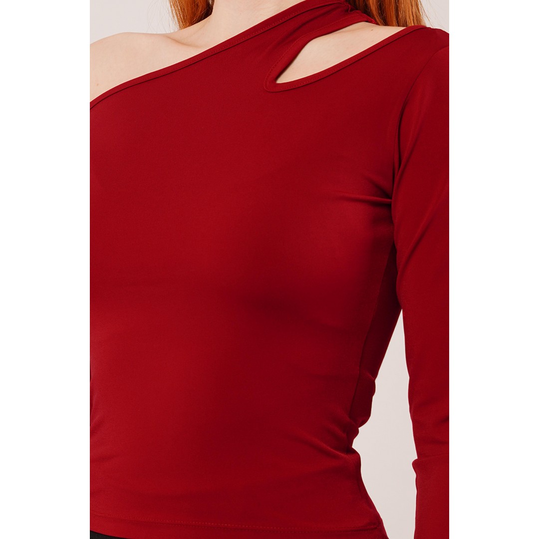 Omuz Dekolte Detaylı Bordo Bluz 147549 Omuz Dekolte Detaylı Bordo Bluz 147549