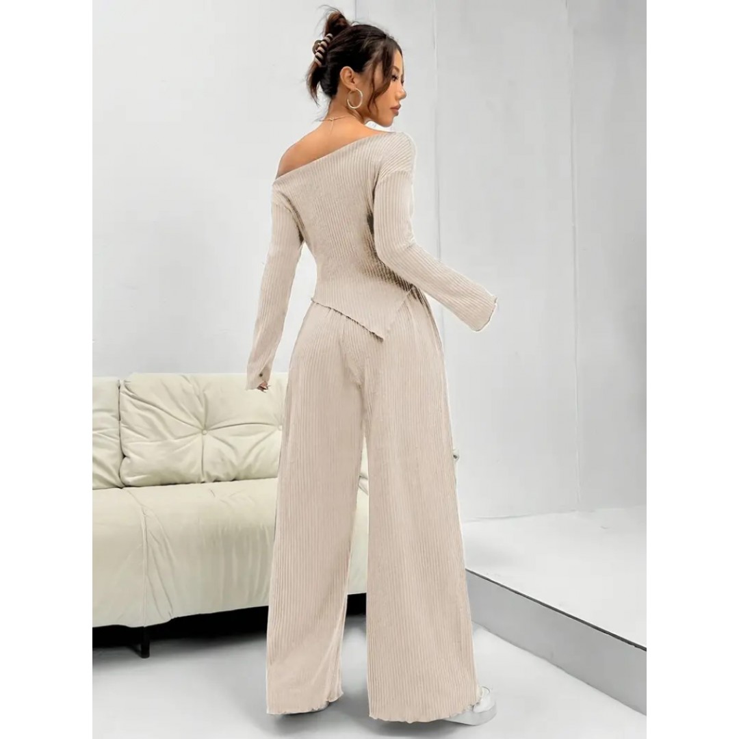 Kadın Uzun Kollu Omuzlardan Açık Asimetrik Kesim Kaşkorse Bluz Ve Pantolon Ikili Pantolon 137637 Kadın Uzun Kollu Omuzlardan Açık Asimetrik Kesim Kaşkorse Bluz Ve Pantolon Ikili Pantolon 137637