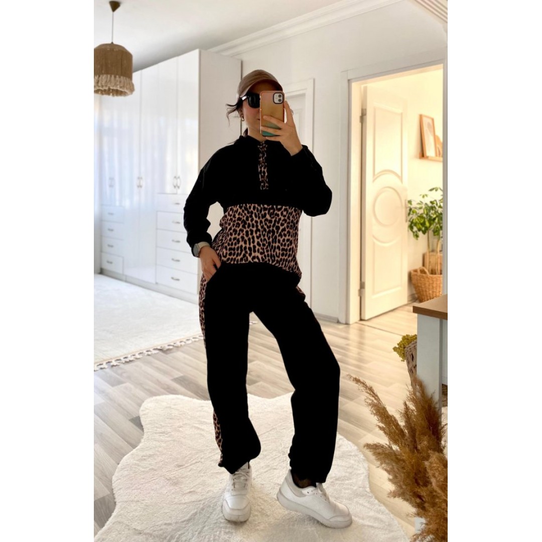 Kadın Uzun Kollu Leopar Detay Sweat Ve Yanı Leopar şerit Detay Pantolon Ikili Takım 138113 Kadın Uzun Kollu Leopar Detay Sweat Ve Yanı Leopar şerit Detay Pantolon Ikili Takım 138113