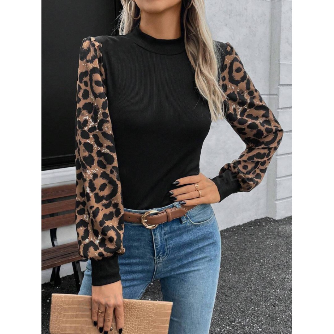 Kadın Uzun Kollu Yarı Balıkçı Yaka Leopar Detaylı Kaşkorse Bluz - 141930 Kadın Uzun Kollu Yarı Balıkçı Yaka Leopar Detaylı Kaşkorse Bluz - 141930