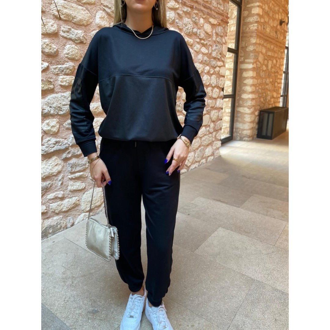 Kadın Uzun Kollu Kapüşonlu Oversize Sweat Ve Pantolon Ikili Takım - 133359 Kadın Uzun Kollu Kapüşonlu Oversize Sweat Ve Pantolon Ikili Takım - 133359