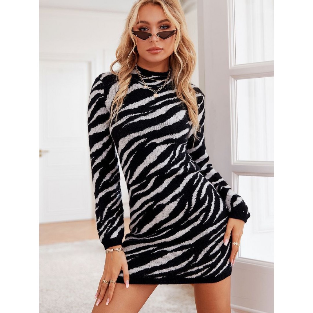 Kadın Uzun Kollu Siyah Beyaz Zebra Desen Triko Elbise 132217