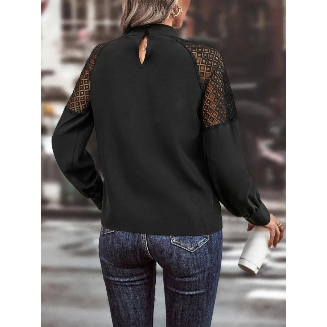 Kadın Uzun Kollu Anahtar Deliği Yaka Reglan Kol Dantel Detaylı Ithal Krep Bluz - 142444 Kadın Uzun Kollu Anahtar Deliği Yaka Reglan Kol Dantel Detaylı Ithal Krep Bluz - 142444