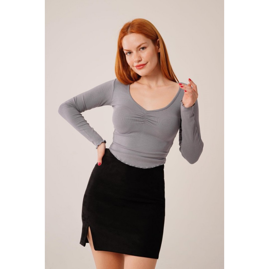 Geniş Yaka Gri Basic Body Bluz