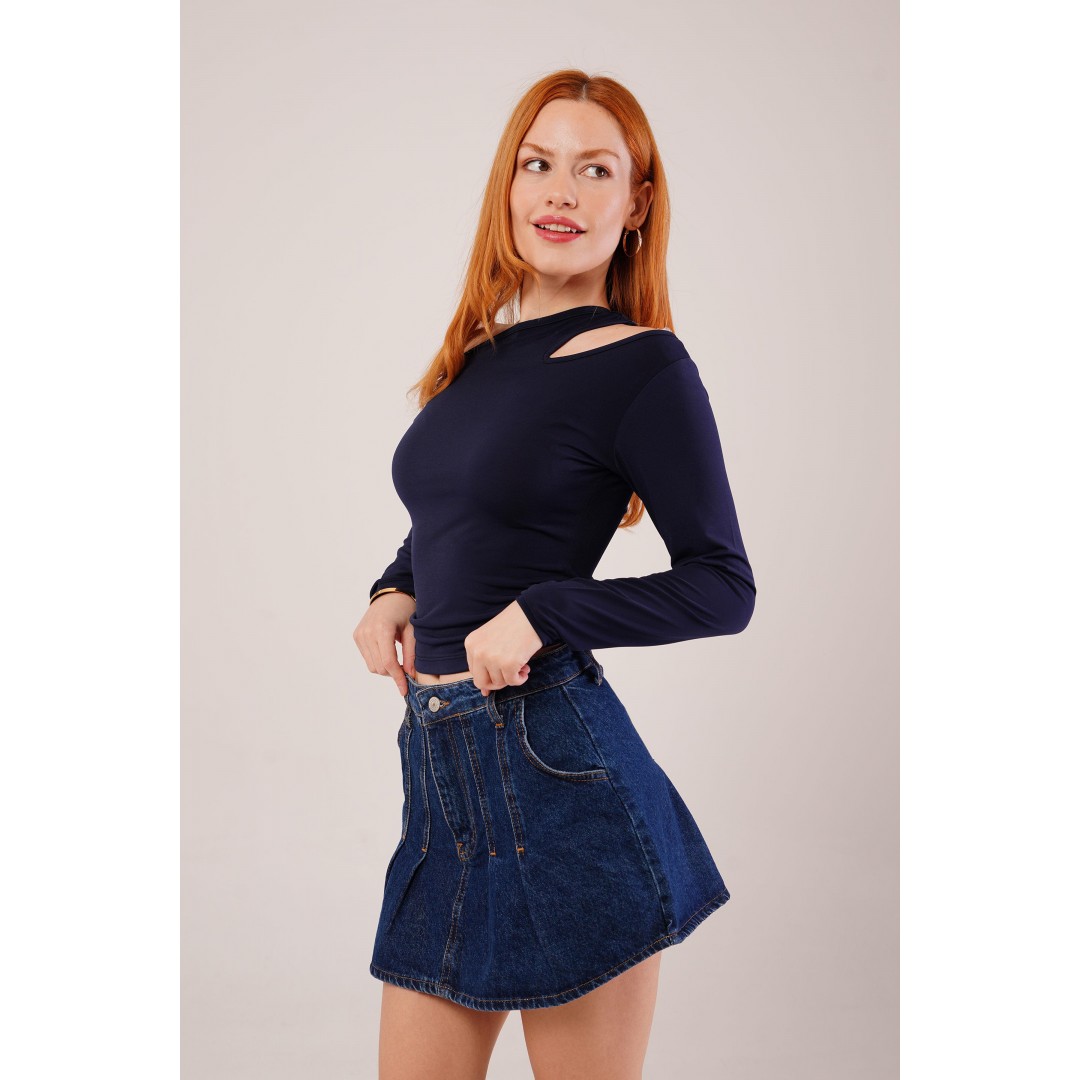 Omuz Dekolte Detaylı Lacivert Bluz 147552 Omuz Dekolte Detaylı Lacivert Bluz 147552