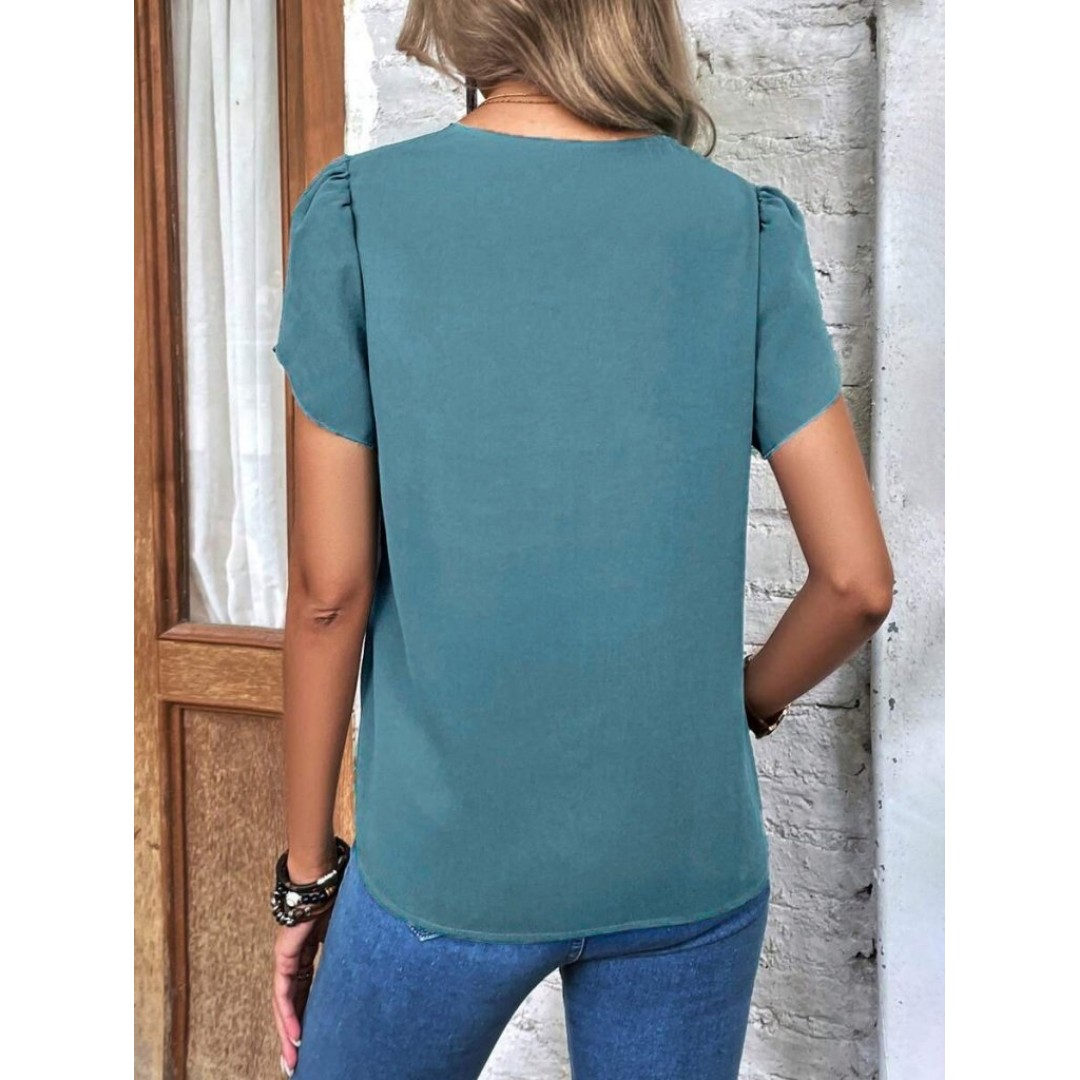 Kadın Kısa Kollu Lazer V Yakalı Ithal Krep Bluz 163626 Kadın Kısa Kollu Lazer V Yakalı Ithal Krep Bluz 163626