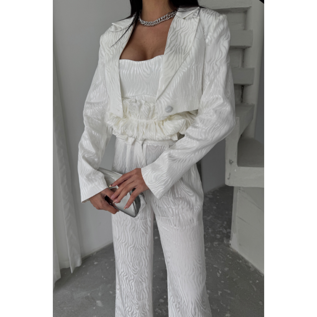 JAKARLI BLUZU TASARIM DETAYLI CEKET-PANTOLON-BLUZ 3 LÜ TAKIM - Beyaz 153781 JAKARLI BLUZU TASARIM DETAYLI CEKET-PANTOLON-BLUZ 3 LÜ TAKIM - Beyaz 153781