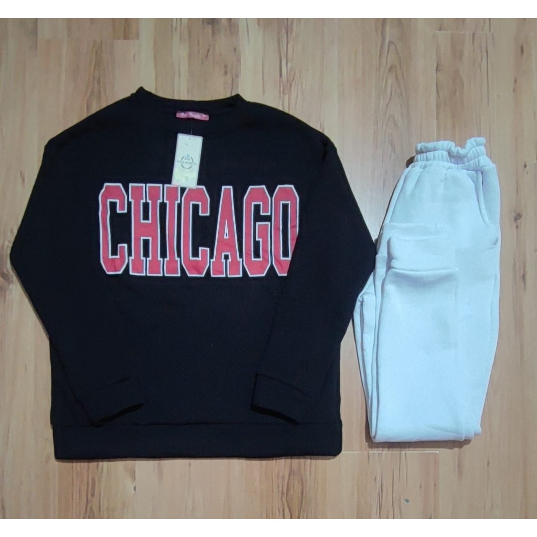 Kadın İçi Polarlı Üç İplik Kumaş Chicago Baskılı İkili Takım 131386 Kadın İçi Polarlı Üç İplik Kumaş Chicago Baskılı İkili Takım 131386