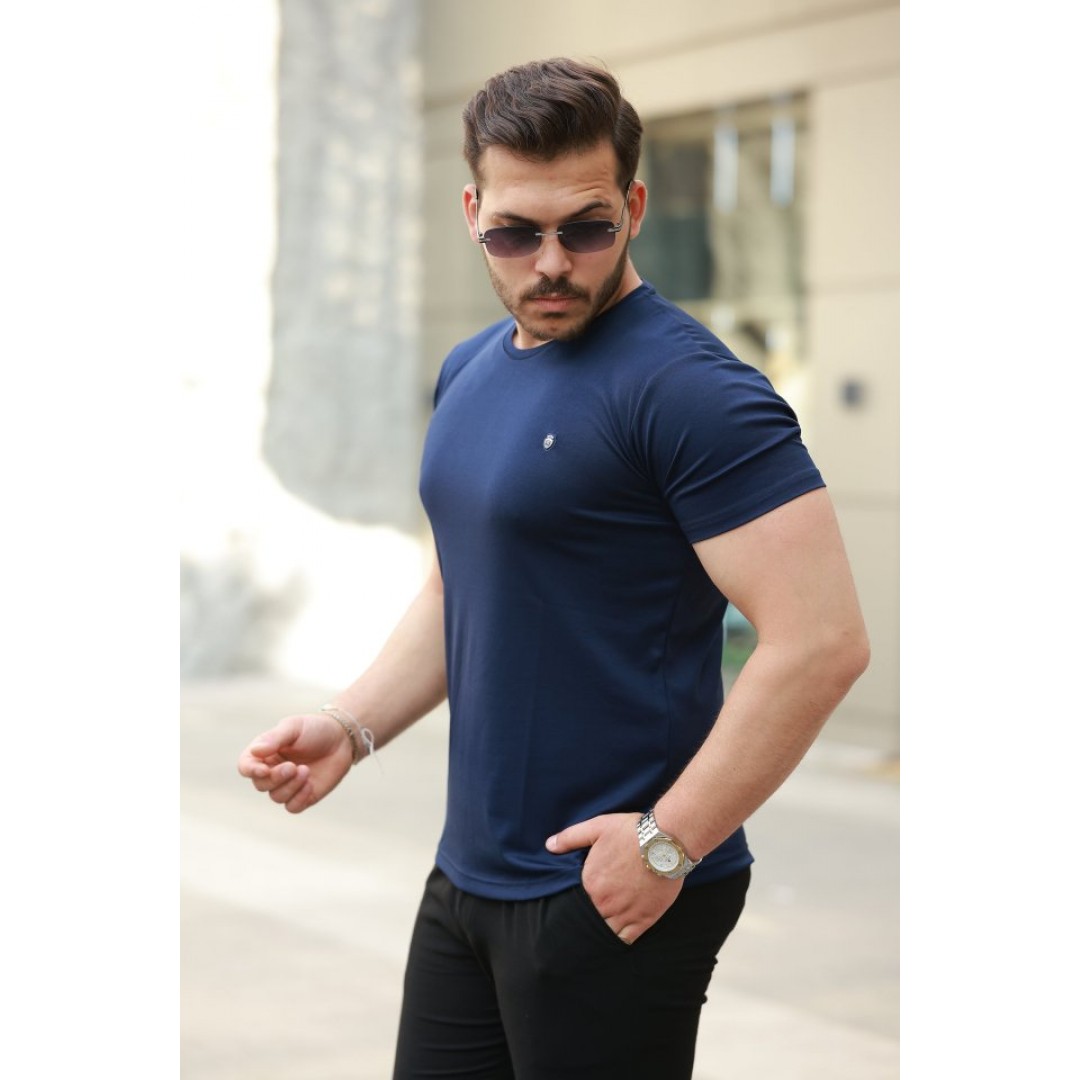 Erkek Bisiklet Yaka Arma Detaylı Basic Kısa Kollu Tişört 163468 Erkek Bisiklet Yaka Arma Detaylı Basic Kısa Kollu Tişört 163468