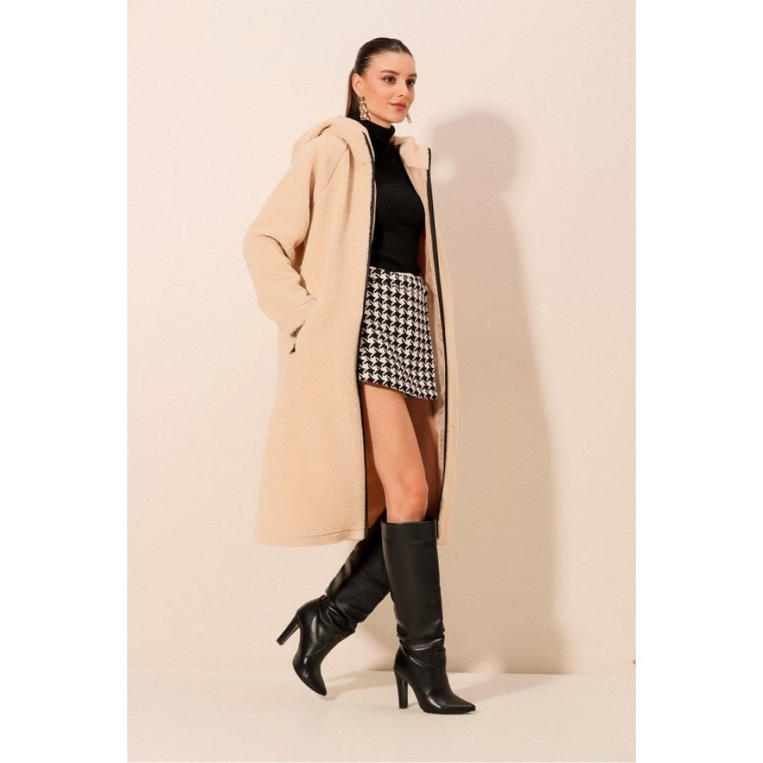 9132 Kapüşonlu Peluş Kaban - Krem 90701