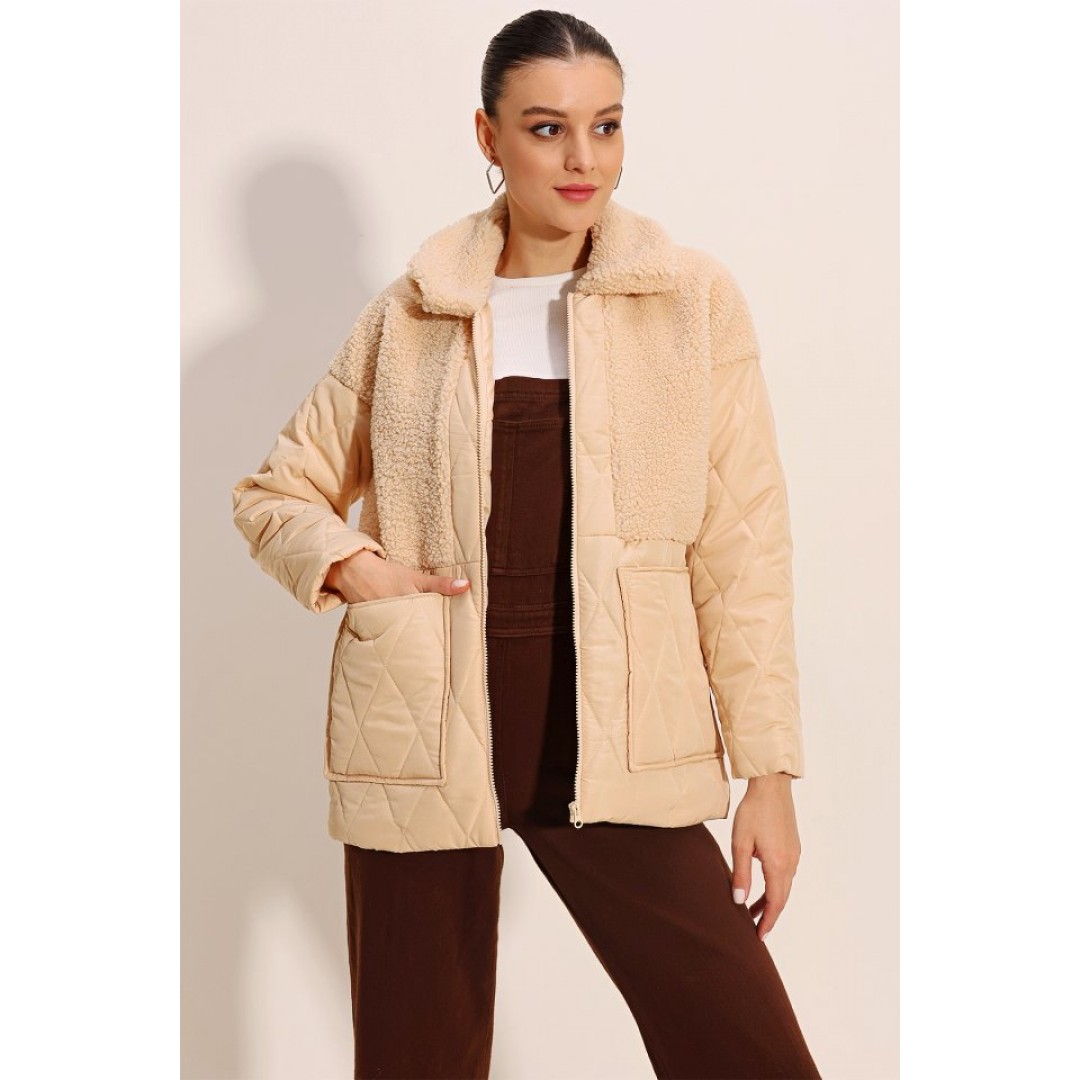 5182 Peluş Detaylı Oversize Şişme Mont - Bej