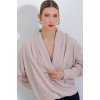 Krem Kruvaze Yaka Dökümlü Saten Bluz 0492 145138 Krem Kruvaze Yaka Dökümlü Saten Bluz 0492 145138