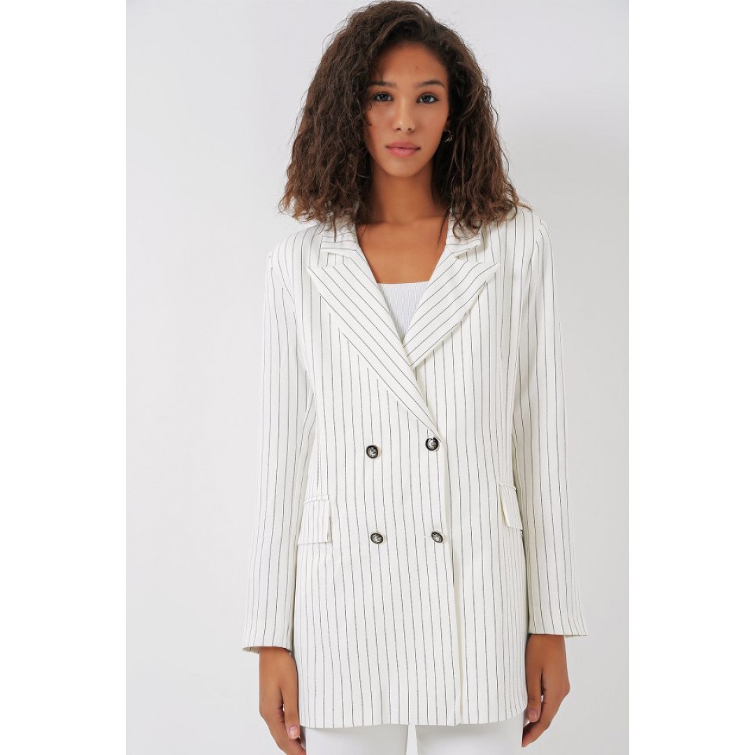 Beyaz Çift Düğmeli Çizgili Blazer Ceket 0699 145160 Beyaz Çift Düğmeli Çizgili Blazer Ceket 0699 145160