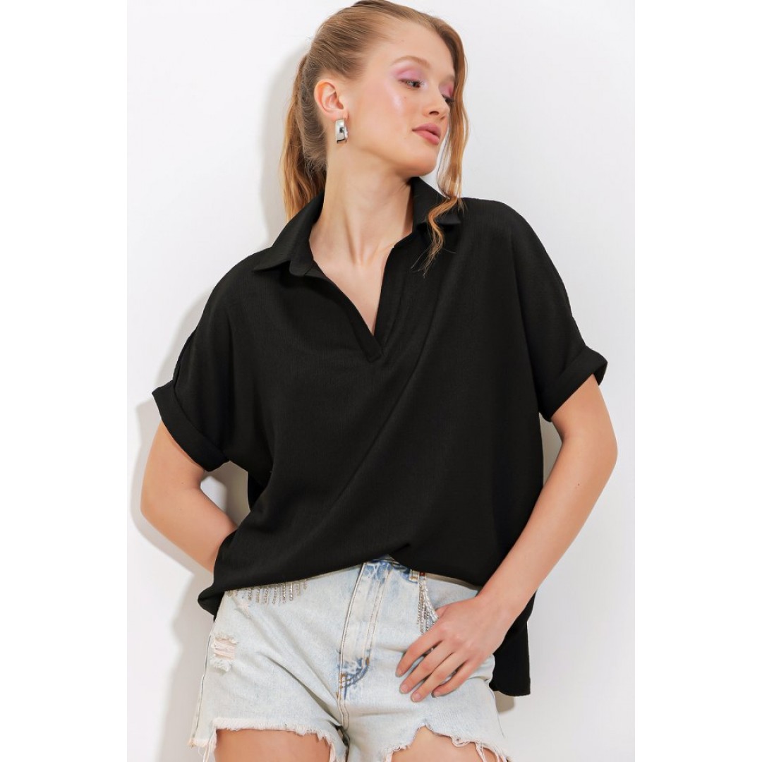 Siyah Oversize Polo Yaka Örme Bluz 0486 145203 Siyah Oversize Polo Yaka Örme Bluz 0486 145203