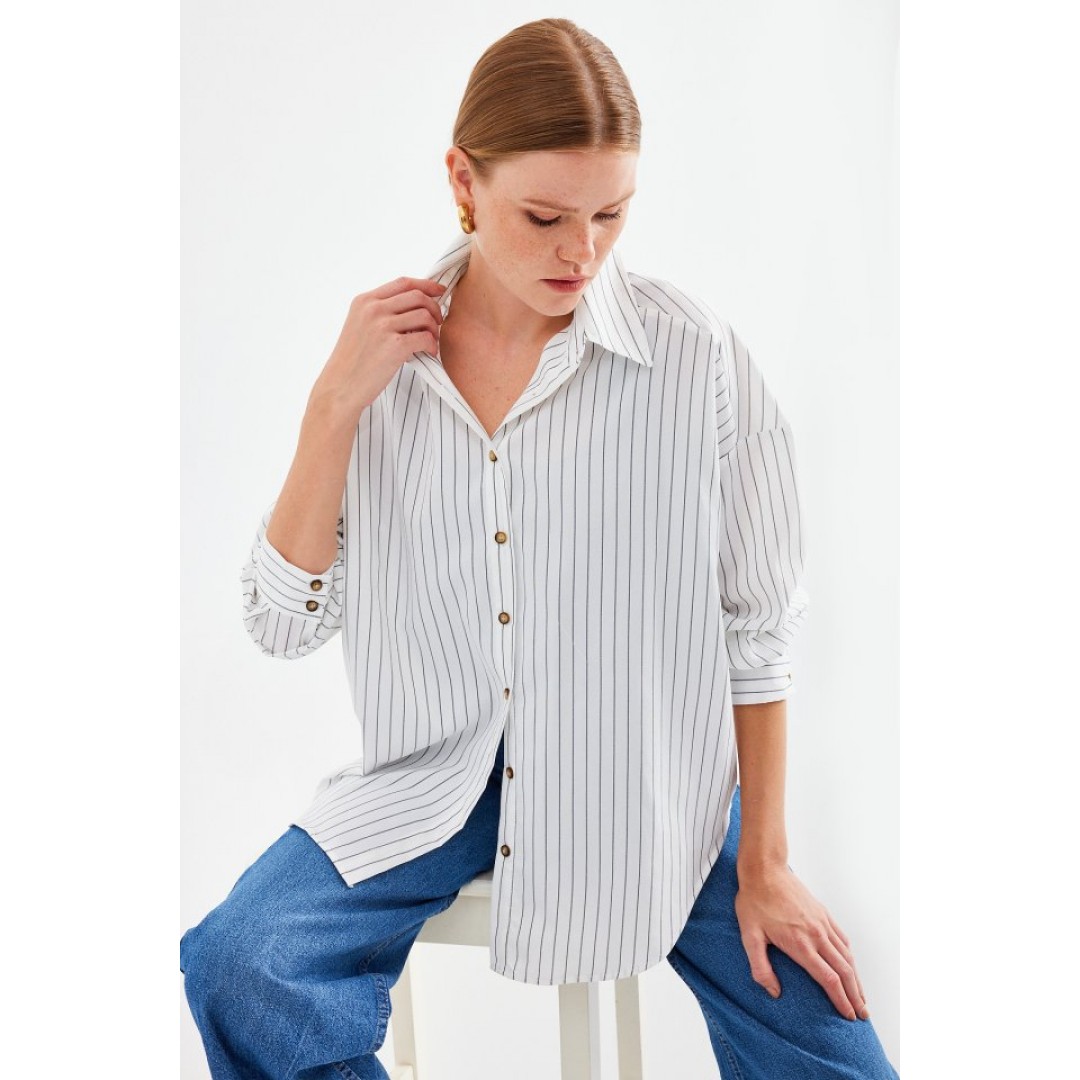 20208 Çizgili Oversize Uzun Basic Gömlek - Beyaz 145411 20208 Çizgili Oversize Uzun Basic Gömlek - Beyaz 145411