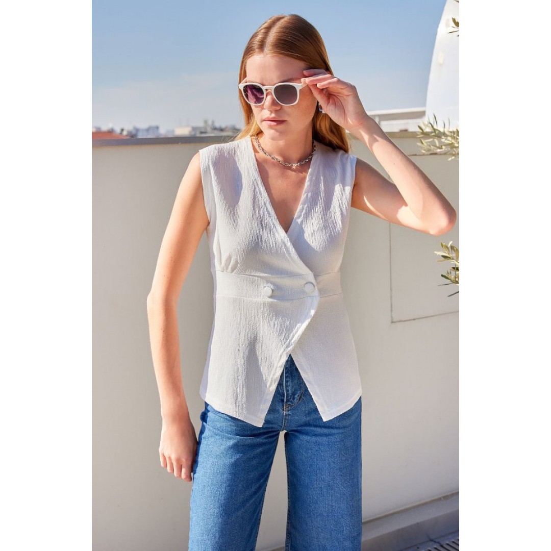 916 Düğme Detaylı Örme Yelek - Beyaz 145476 916 Düğme Detaylı Örme Yelek - Beyaz 145476
