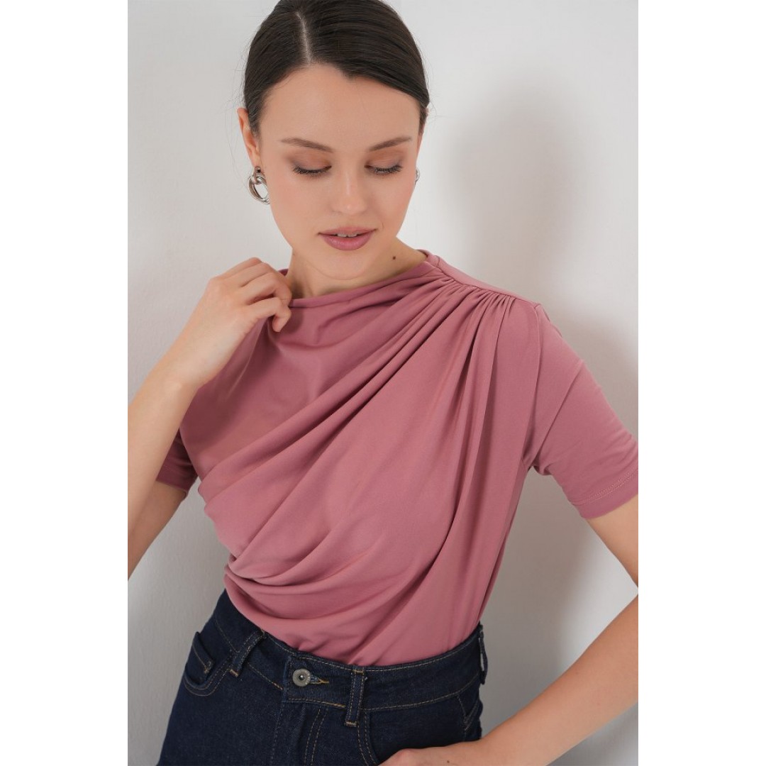 Büzgü Detaylı Kısa Kol Sandy Bluz 945 - Gül Kurusu - 150572 Büzgü Detaylı Kısa Kol Sandy Bluz 945 - Gül Kurusu - 150572