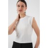 Sıfır Kol Taşlı Bluz 931 - Beyaz 153924 Sıfır Kol Taşlı Bluz 931 - Beyaz 153924