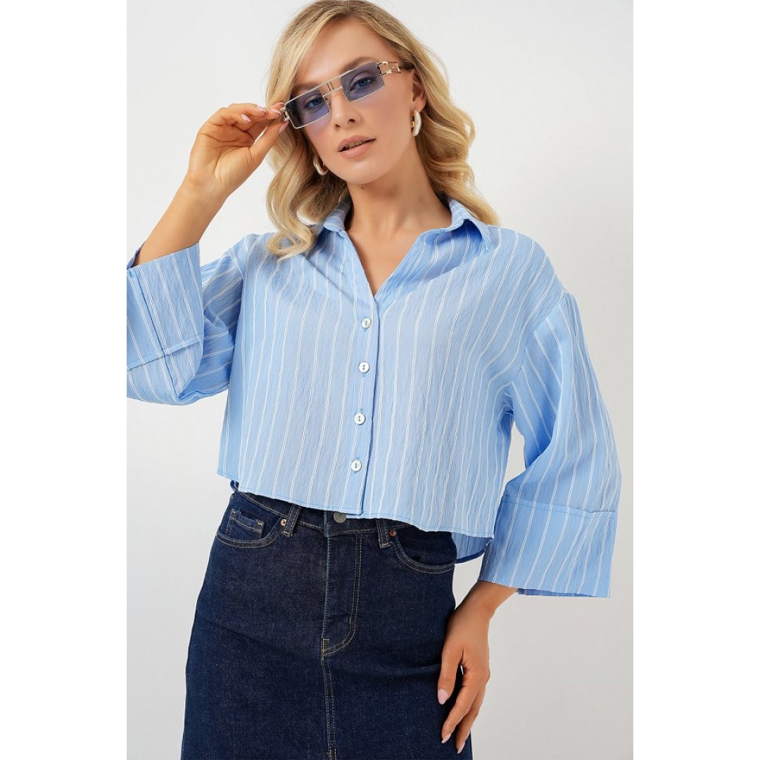 Çizgili Oversize Kısa Gömlek 20326 - Mavi 163601 Çizgili Oversize Kısa Gömlek 20326 - Mavi 163601