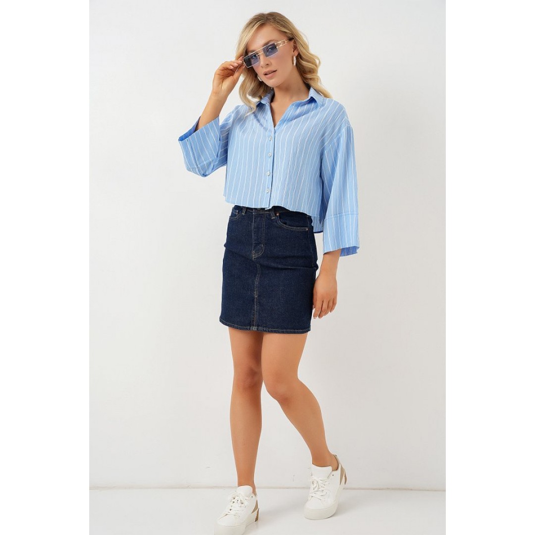 Çizgili Oversize Kısa Gömlek 20326 - Mavi 163601 Çizgili Oversize Kısa Gömlek 20326 - Mavi 163601