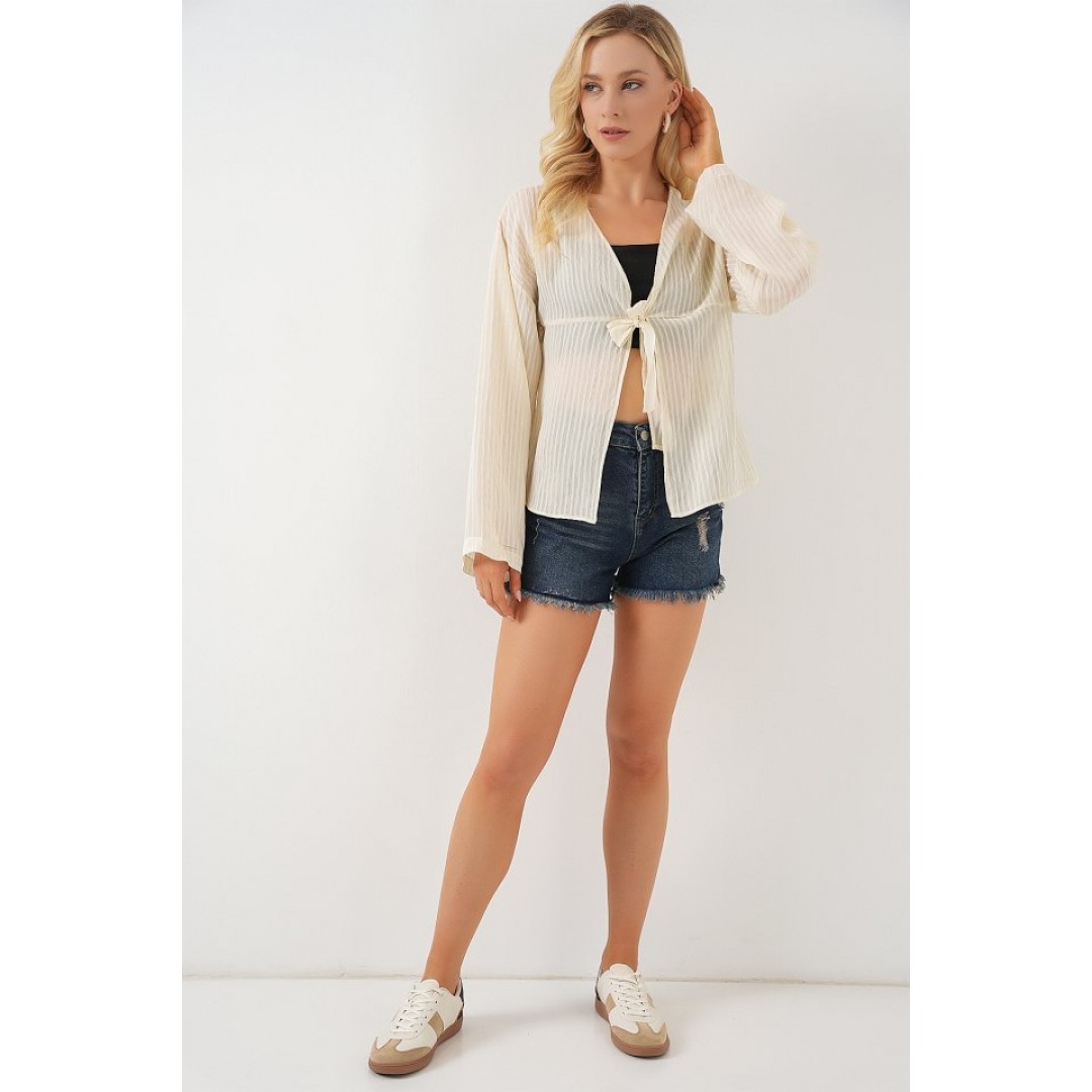 Önü Bağcıklı Bluz 952 - Krem 163609 Önü Bağcıklı Bluz 952 - Krem 163609