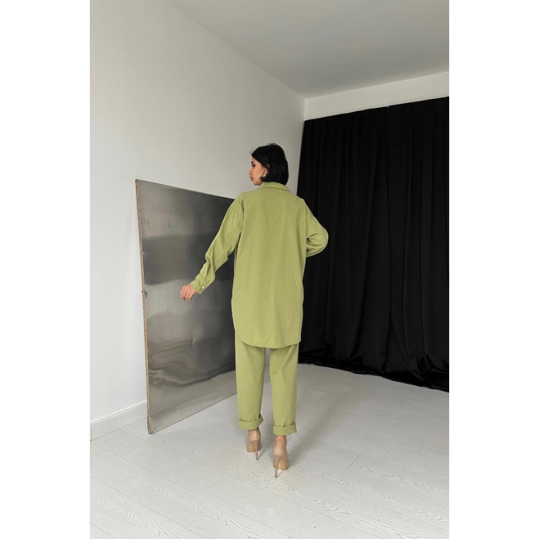 Yeşil Gömlek Ve Çıtçıtlı Pantolon Takım 148373 Yeşil Gömlek Ve Çıtçıtlı Pantolon Takım 148373