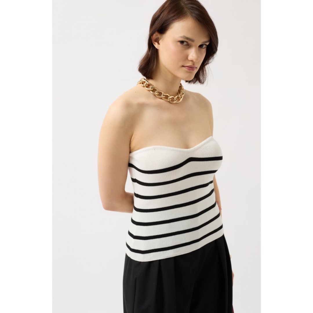 Çizgili Straplez Dokulu Bluz 151637 Çizgili Straplez Dokulu Bluz 151637
