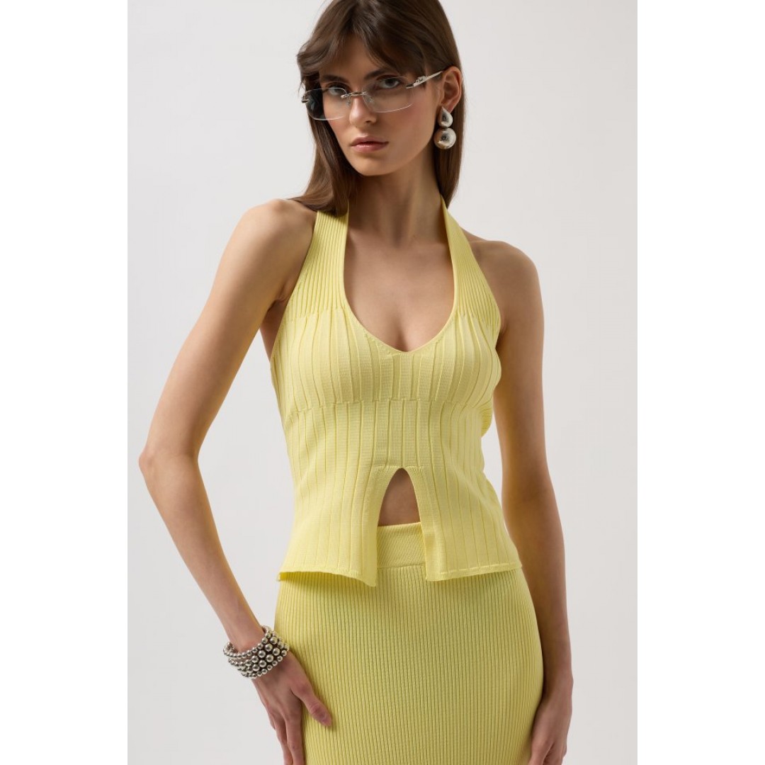 V Detay Dokulu Crop Bluz 156010 V Detay Dokulu Crop Bluz 156010