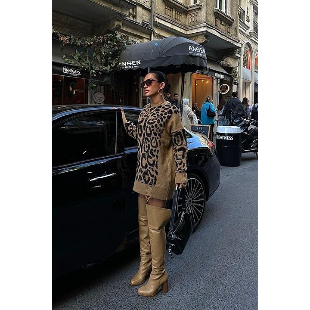 Leopar Desenli Yırtık Detaylı Kazak 1344