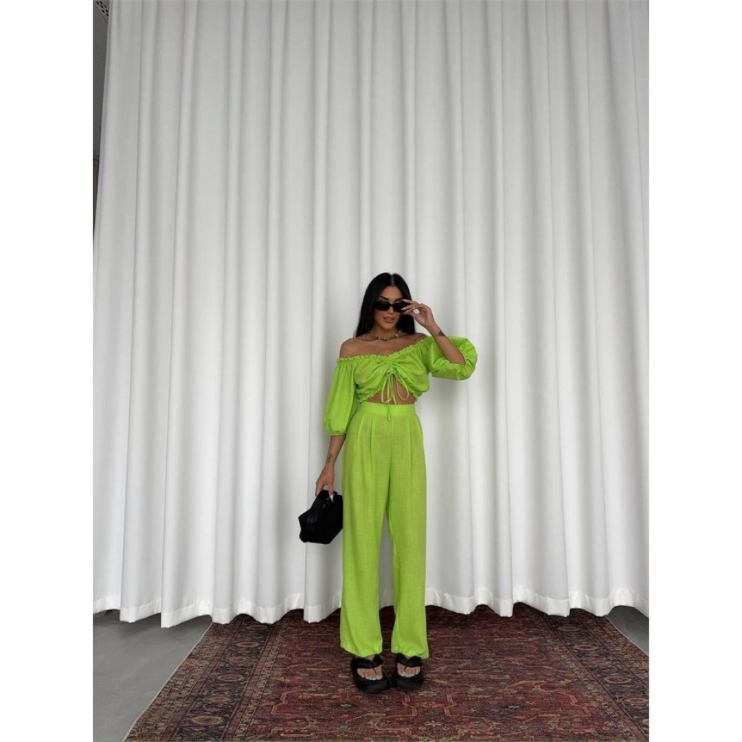KETEN CROP BLUZ BÜZGÜ YAKA + PANTOLON TAKIM - Yeşil 152486 KETEN CROP BLUZ BÜZGÜ YAKA + PANTOLON TAKIM - Yeşil 152486