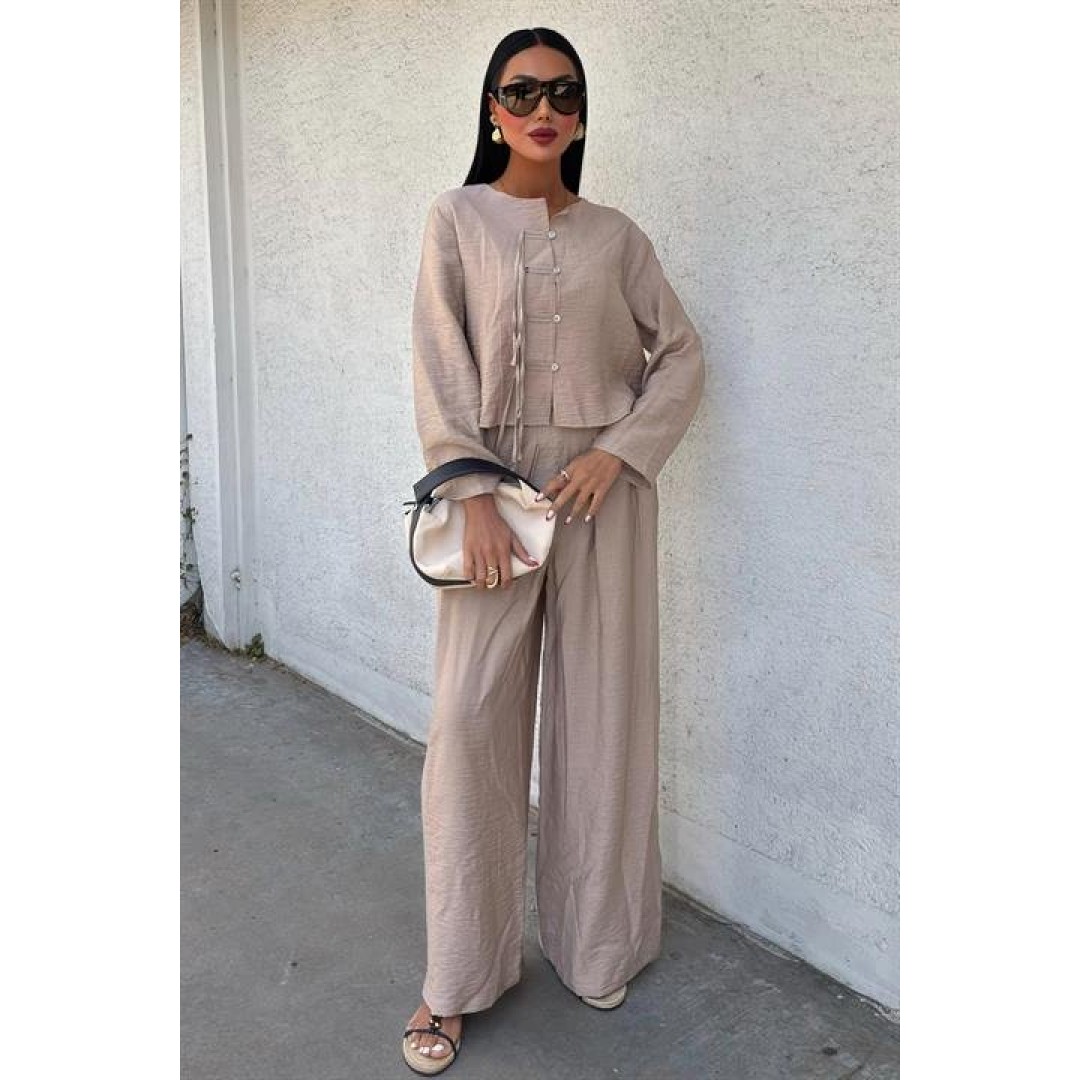Önü İnce Kordon Detaylı Ve Double Paça Pantolonlu Takım 10180 159418 Önü İnce Kordon Detaylı Ve Double Paça Pantolonlu Takım 10180 159418