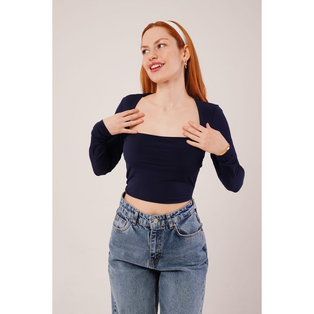 Kare Yaka Basic Lacivert Bluz - 147547 Kare Yaka Basic Lacivert Bluz - 147547