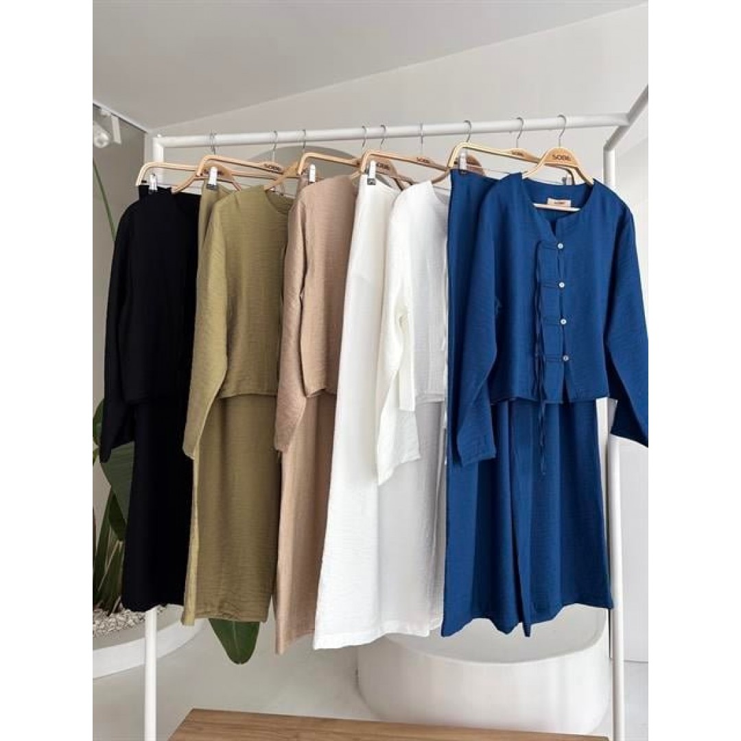 Önü İnce Kordon Detaylı Ve Double Paça Pantolonlu Takım 10180 159420 Önü İnce Kordon Detaylı Ve Double Paça Pantolonlu Takım 10180 159420