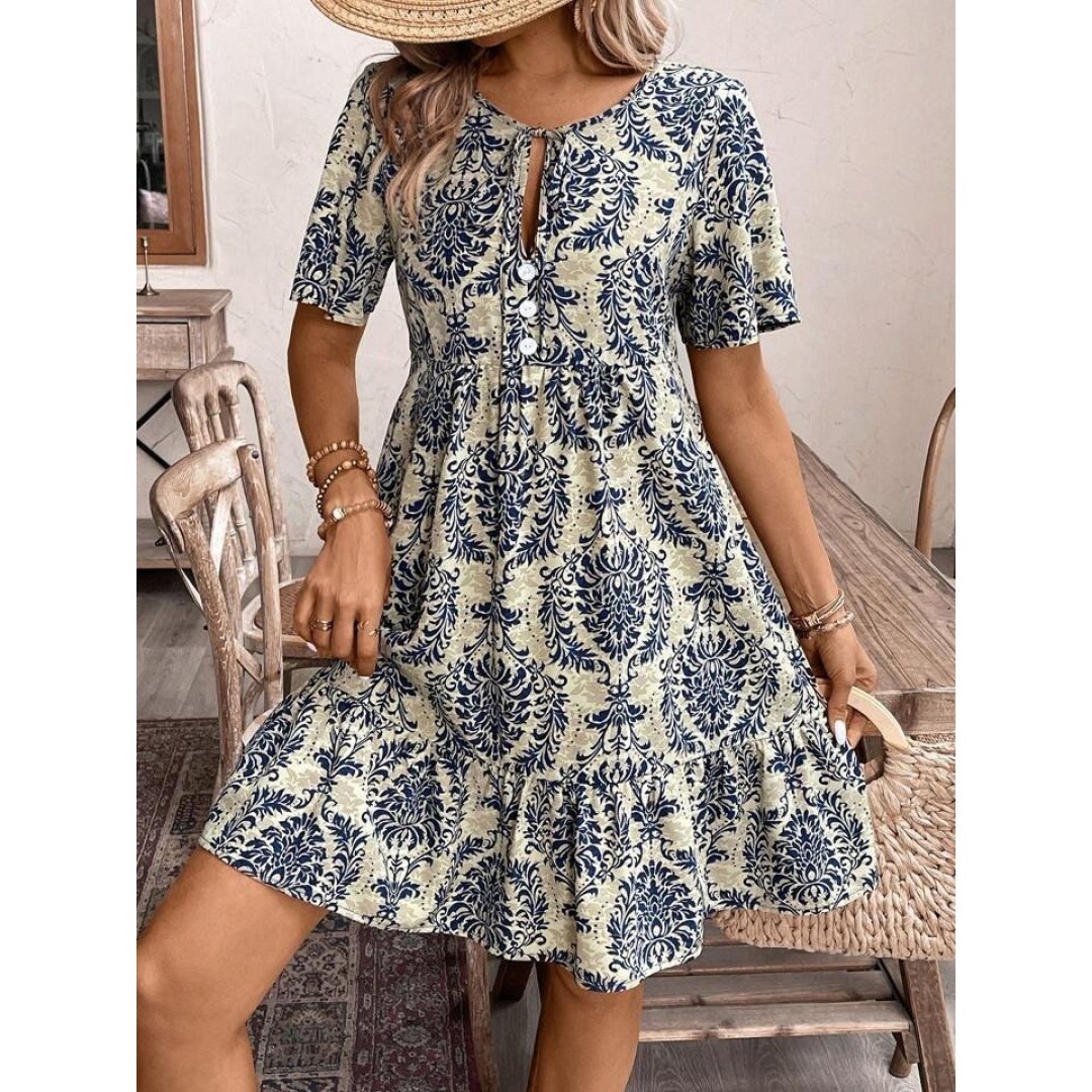 Kadın Kısa Kollu Yakadan Bağcıklı Desenli Fırfırlı Süprem Elbise - 151964 Kadın Kısa Kollu Yakadan Bağcıklı Desenli Fırfırlı Süprem Elbise - 151964