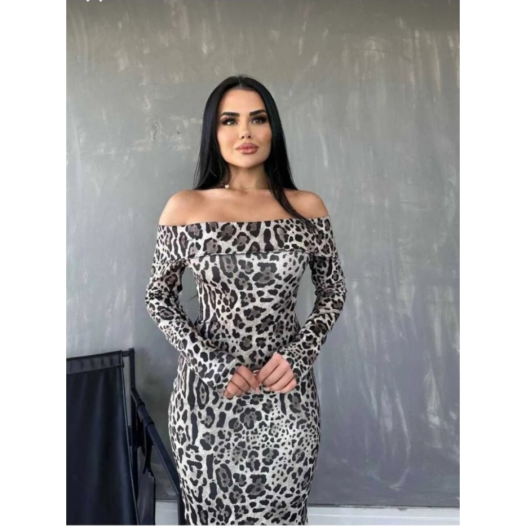 Kadın Madonna Yaka Dalgıç Kumaş Leopar Desen Maxi Boy Derin Yırtmaçlı Elbise - 127777 Kadın Madonna Yaka Dalgıç Kumaş Leopar Desen Maxi Boy Derin Yırtmaçlı Elbise - 127777