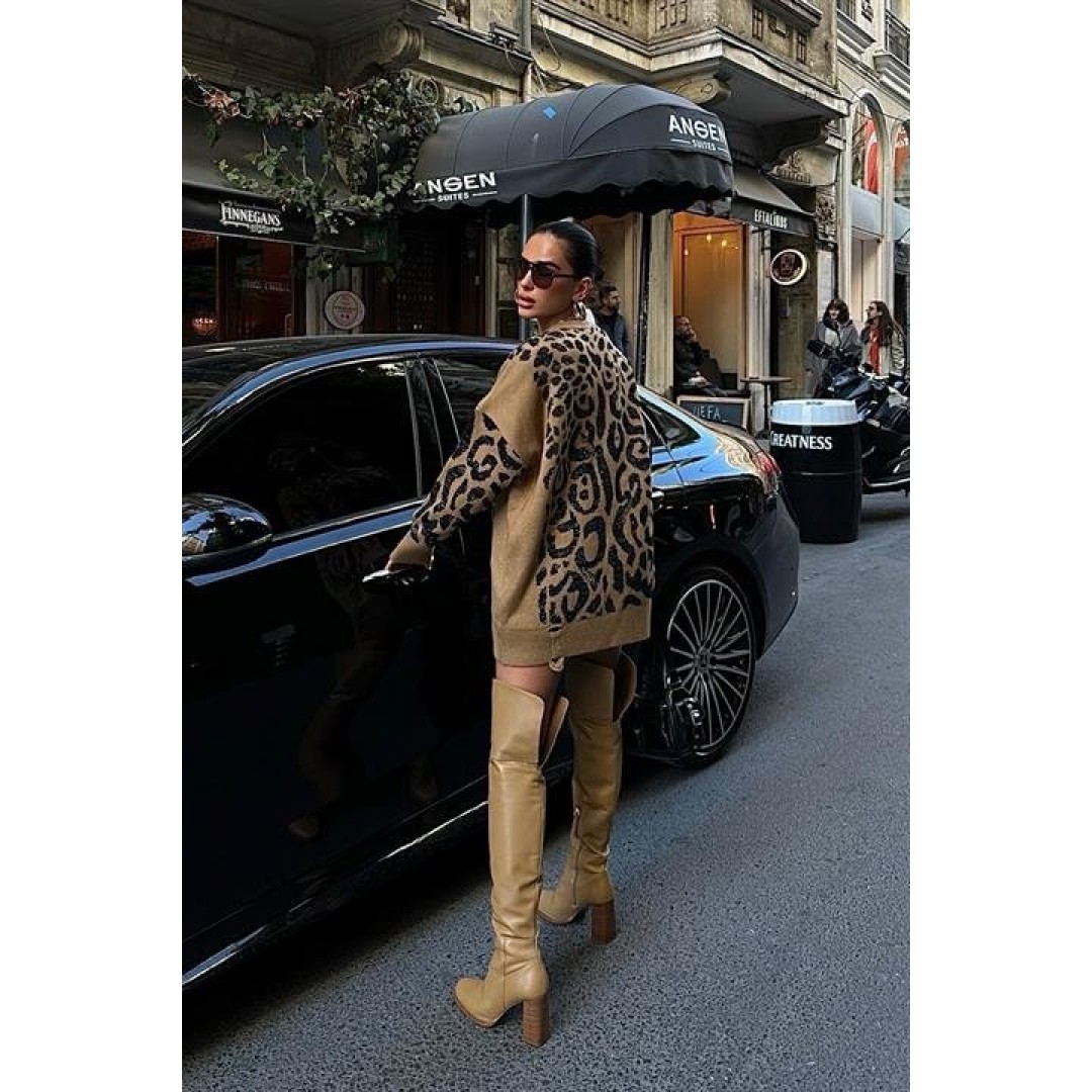 Leopar Desenli Yırtık Detaylı Kazak 1344 158385 Leopar Desenli Yırtık Detaylı Kazak 1344 158385