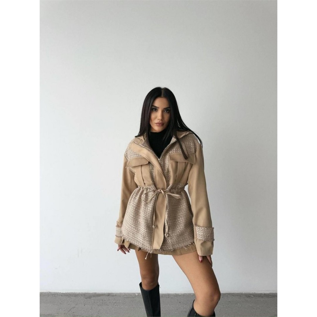 CHANEL -TRENCH  GARNİLİ KAPİŞONLU BELDEN BÜZGÜLÜ MONT - Bej