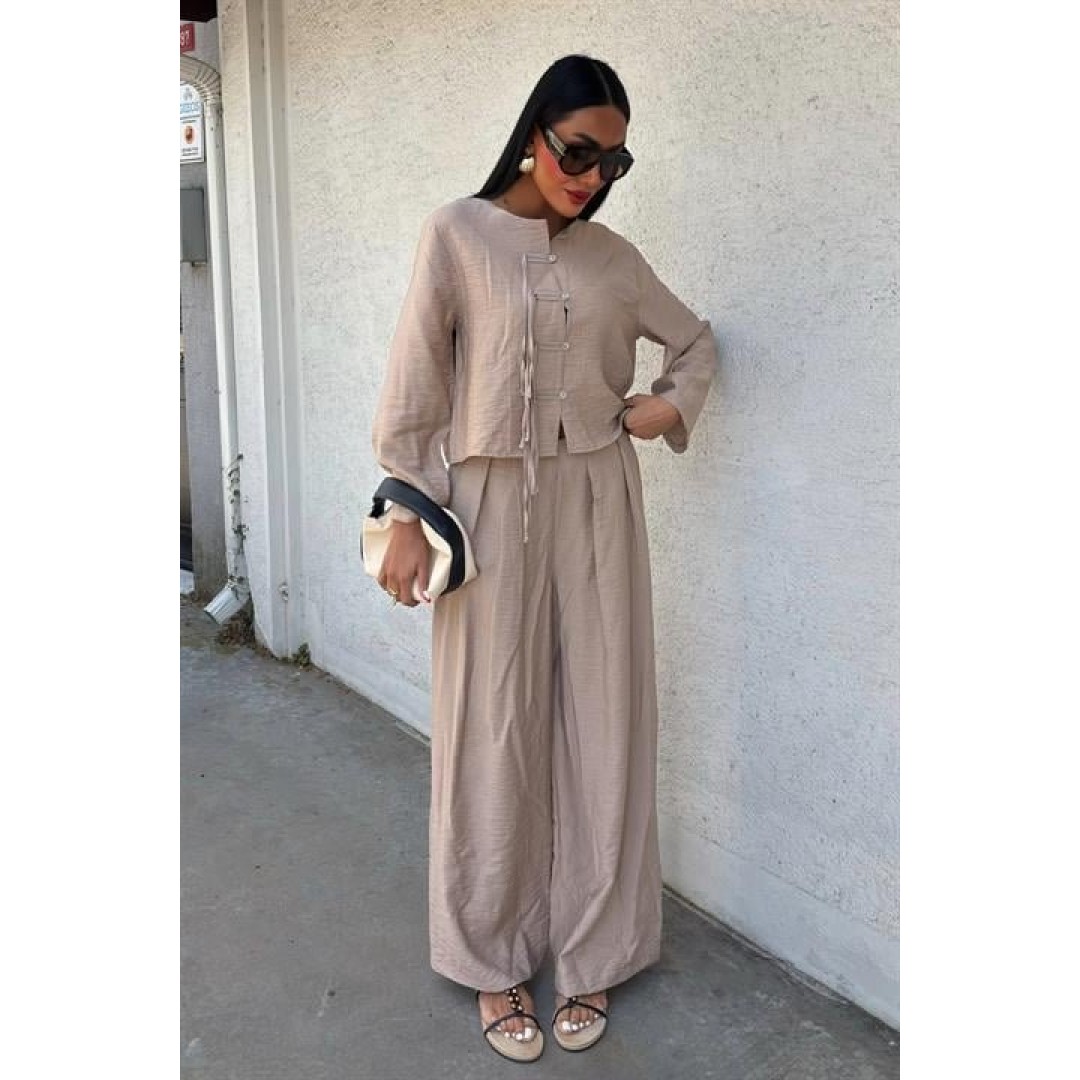 Önü İnce Kordon Detaylı Ve Double Paça Pantolonlu Takım 10180 159418 Önü İnce Kordon Detaylı Ve Double Paça Pantolonlu Takım 10180 159418