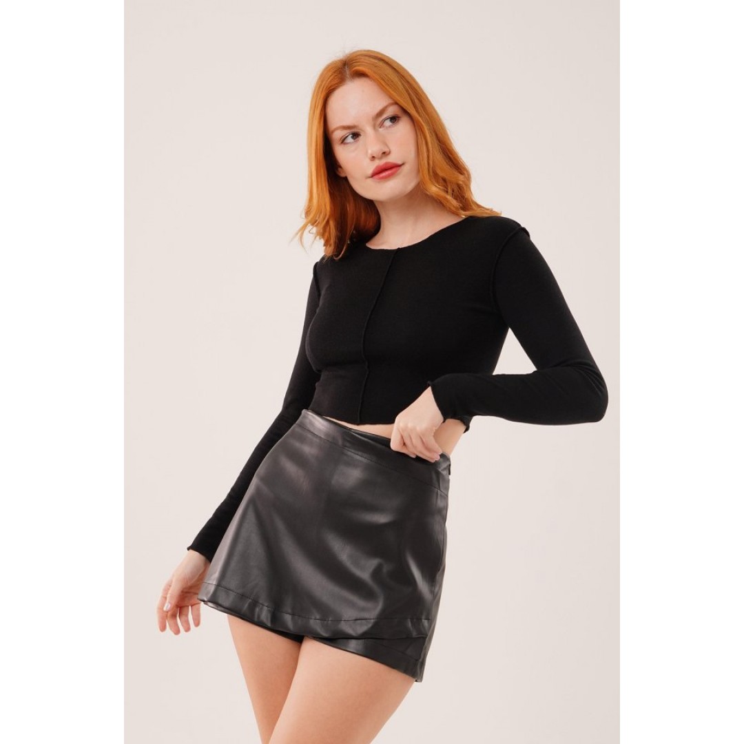 Ters Dikişli Basic Siyah Body Bluz 148084 Ters Dikişli Basic Siyah Body Bluz 148084
